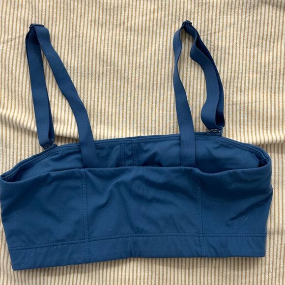 Gymshark Legacy Sports Bra in Lakeside Blue - Picture 2 of 4